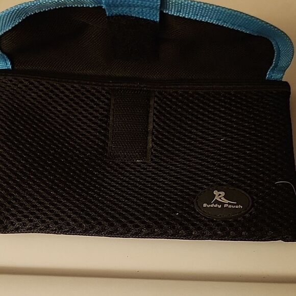 Buddy Pouch Black and Blue Wallet - Picture 4 of 6